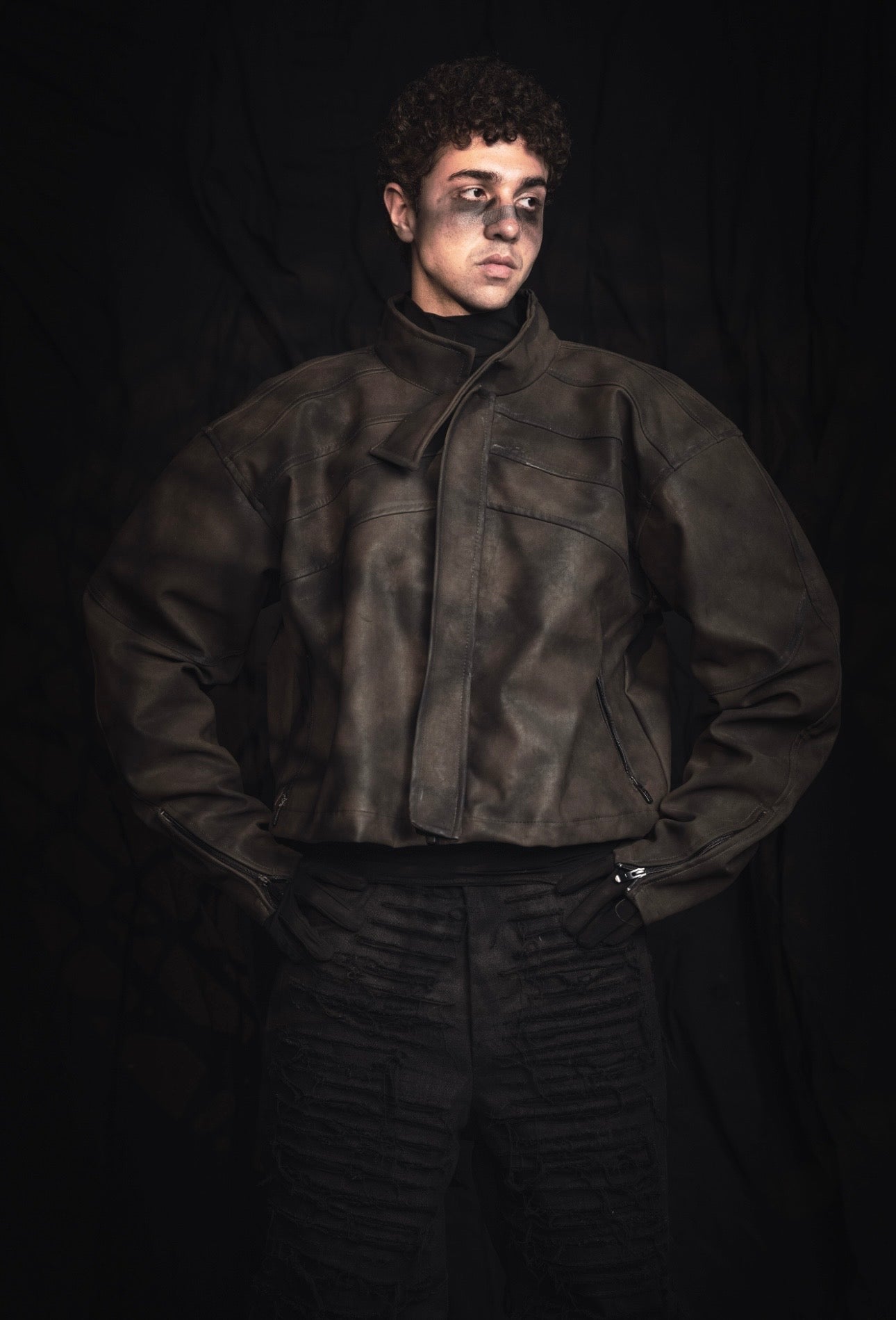 Curved Structure Jacket