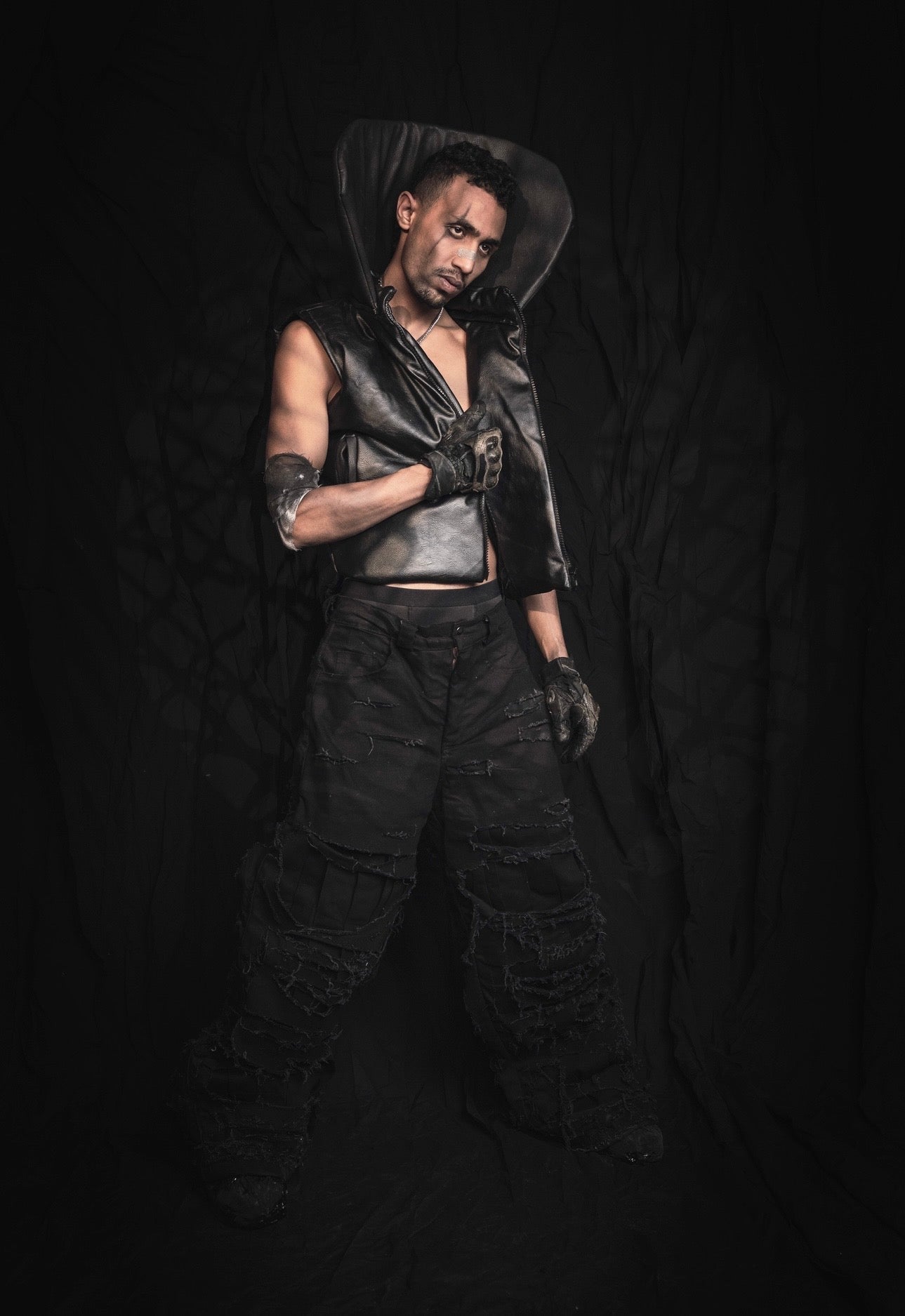 Obsidian Collar Vest